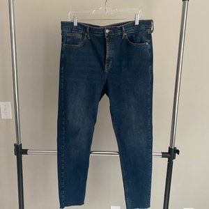 Bloggers Favorite Topshop Dark Blue Skinny Jeans